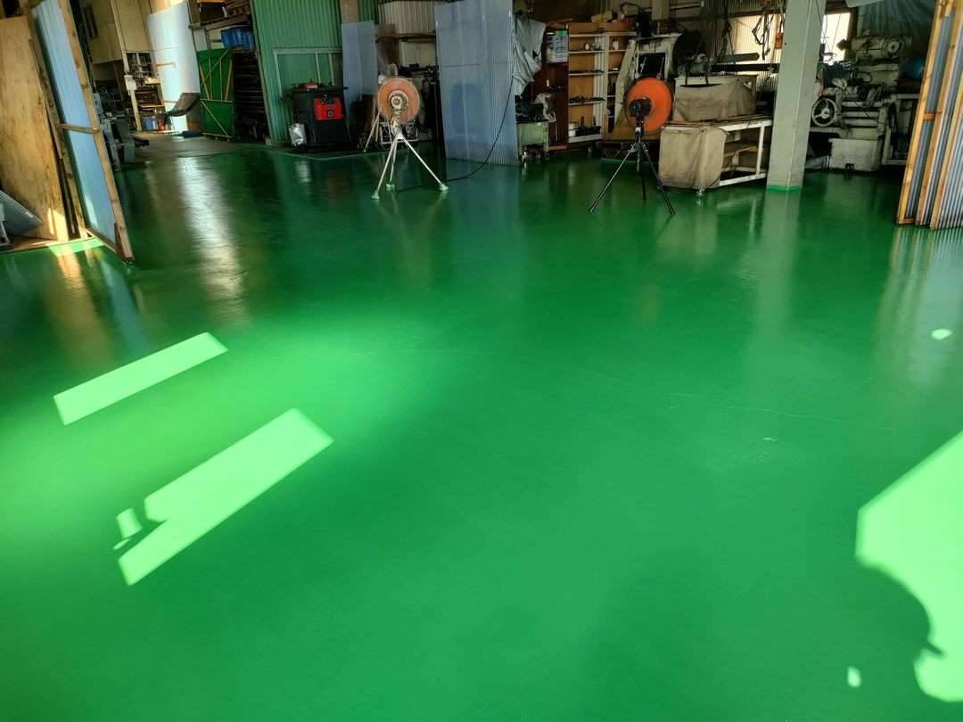工場の床塗り